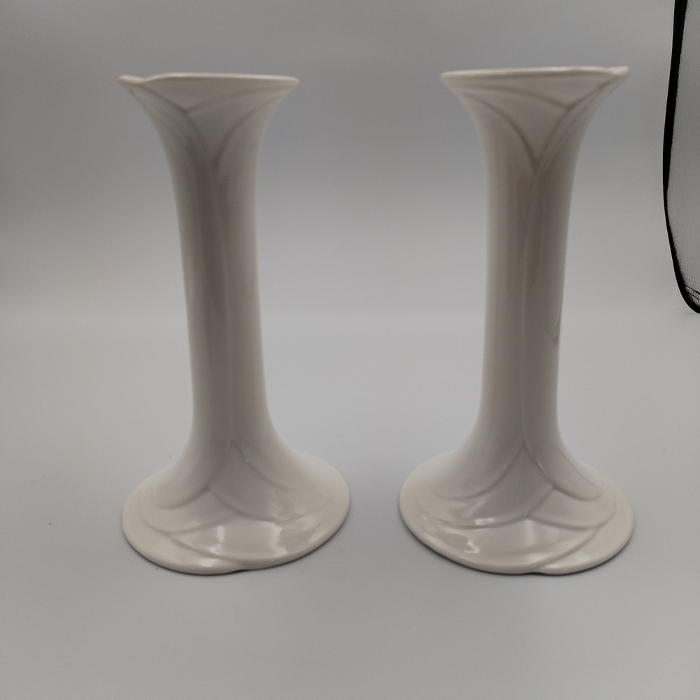 Vtg Royal Doulton Hotel Porcelain England White Candlestick Hloders 6. 5" Set 2